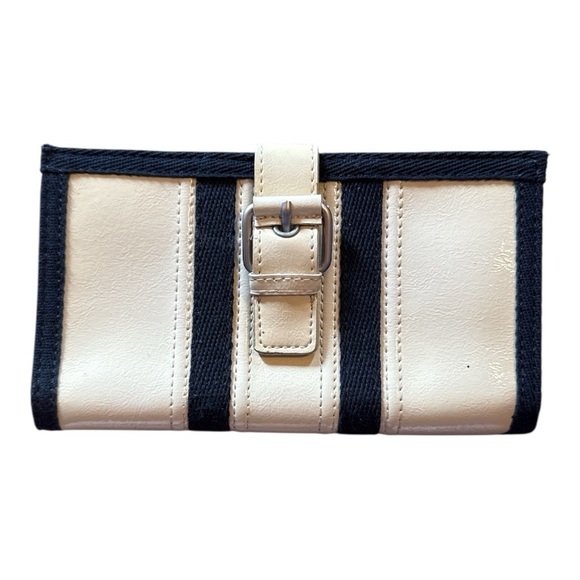None Handbags - 🧡 5 for $25 🧡 wallet